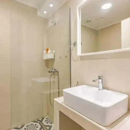 דירה Bright Bright C- Modern With Terrace סלוניקי