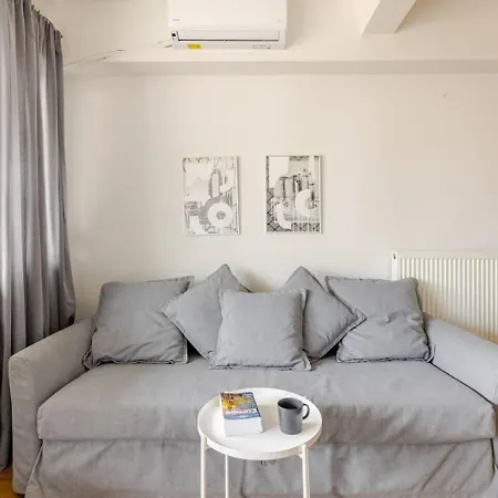 Bright Bright C- Modern With Terrace