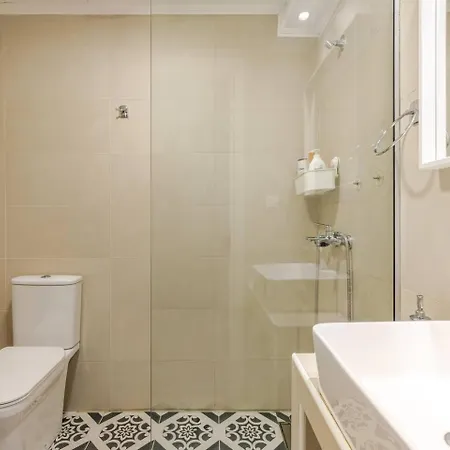 Bright Bright C- Modern With Terrace Apartment *