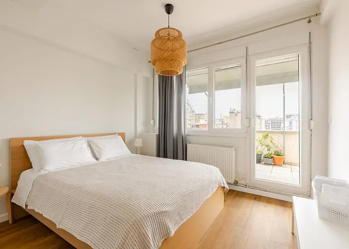 Bright Bright C- Modern With Terrace Tessalónica