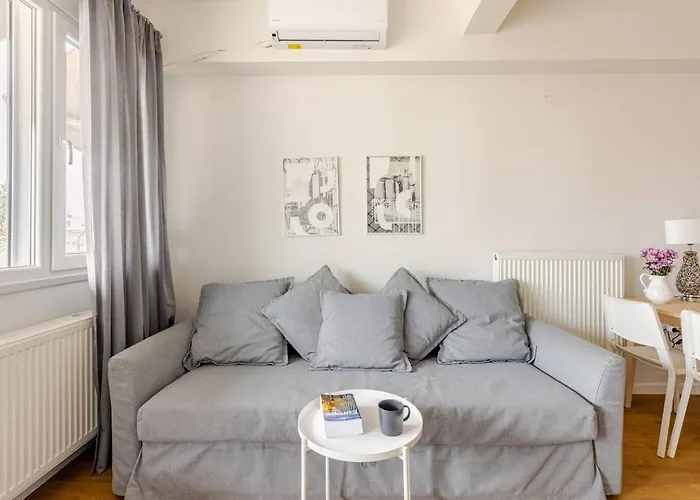 Bright Bright C- Modern With Terrace