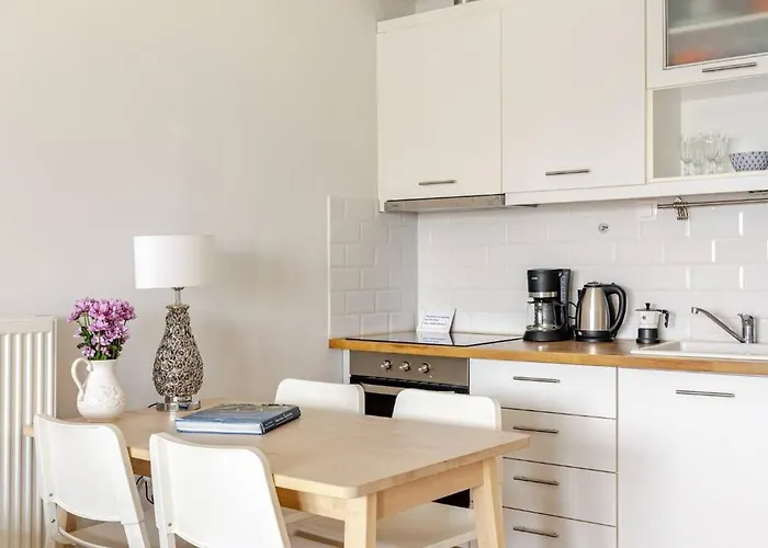 Bright Bright C- Modern With Terrace *