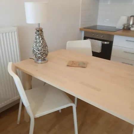 Bright Bright C- Modern With Terrace Daire Selanik
